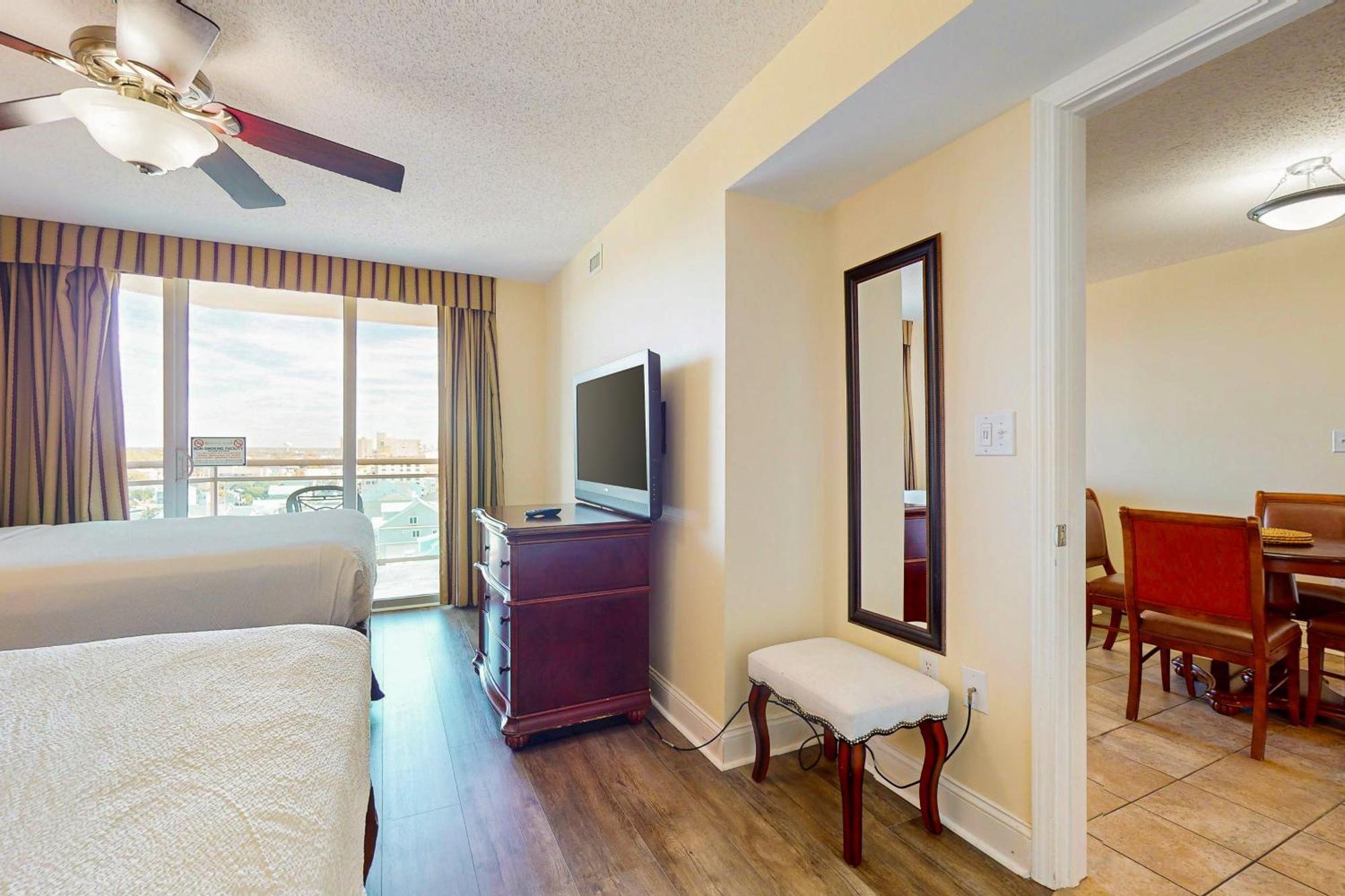 Bahama Sands Condos Myrtle Beach Room photo